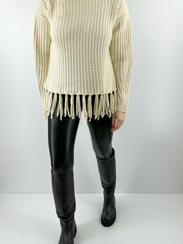 Frilled detailed creme pullover