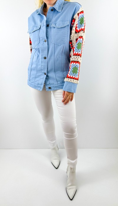 Kolları kroşe örgü detaylı mavi kot ceket 