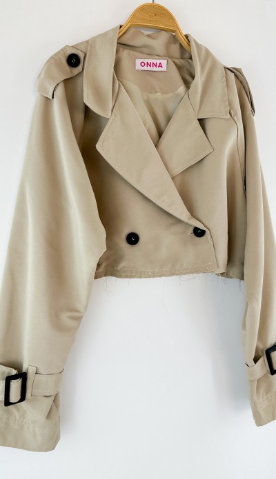 Kemerli kısa trençkot