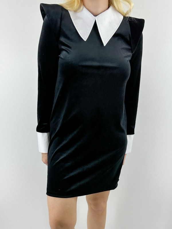 Collar and cuff detailed black velvet dress