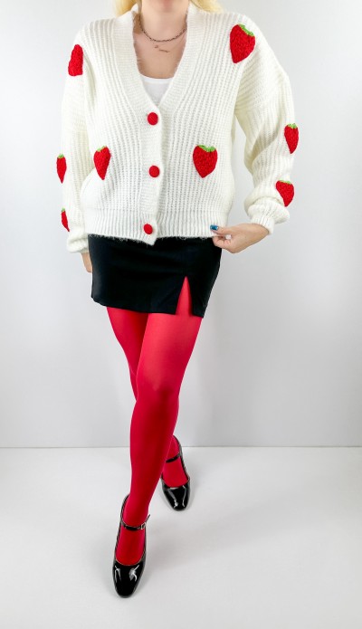 Çilek işleme detaylı triko hırka