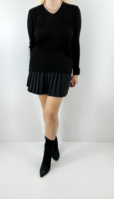 Siyah V yaka basic kazak