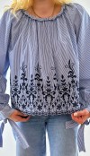 Embroidery detailed blue shirt