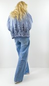 Embroidery detailed blue shirt