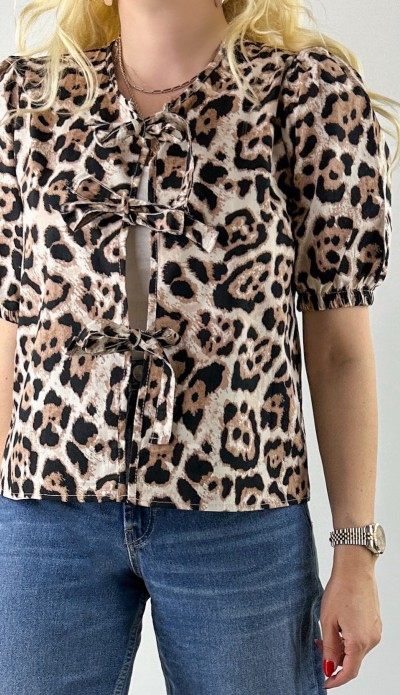 Leopard print frilled blouse