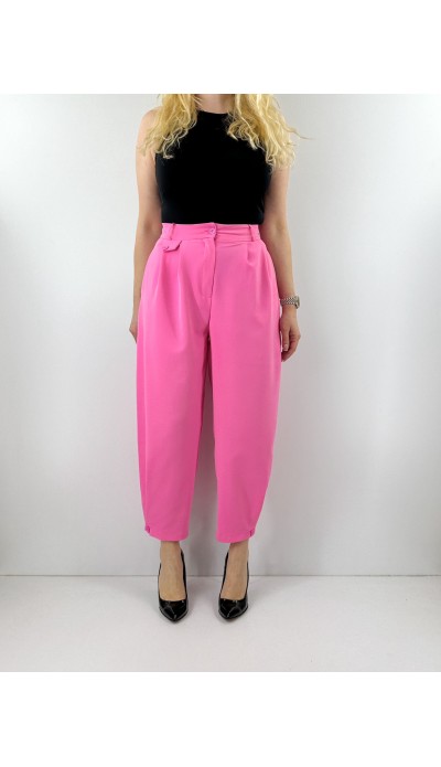 Pembe pens detaylı pantolon