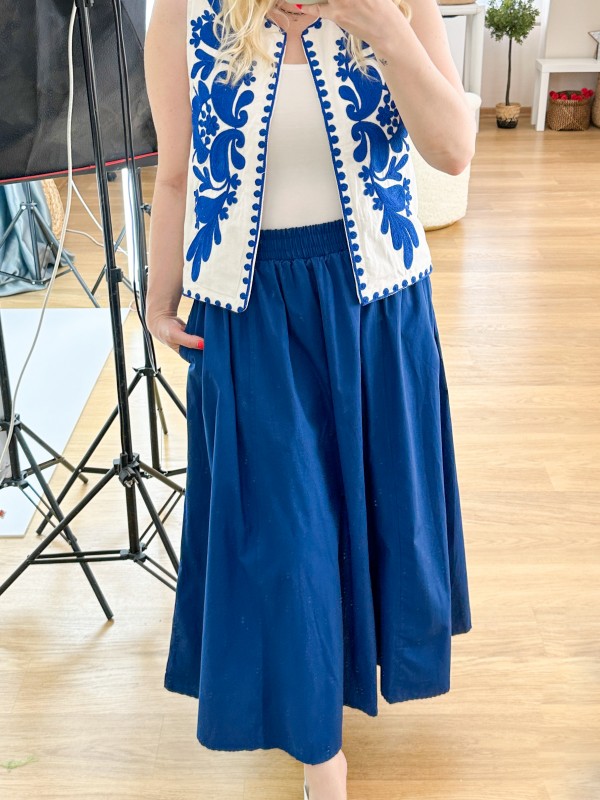 Blue embroidery detailed vest