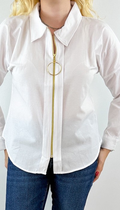 Halka detaylı beyaz gömlek