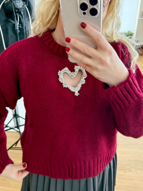 Heart shaped cut out burgandy jumper
