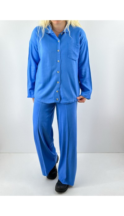Mavi triko gömlek pantolon takım