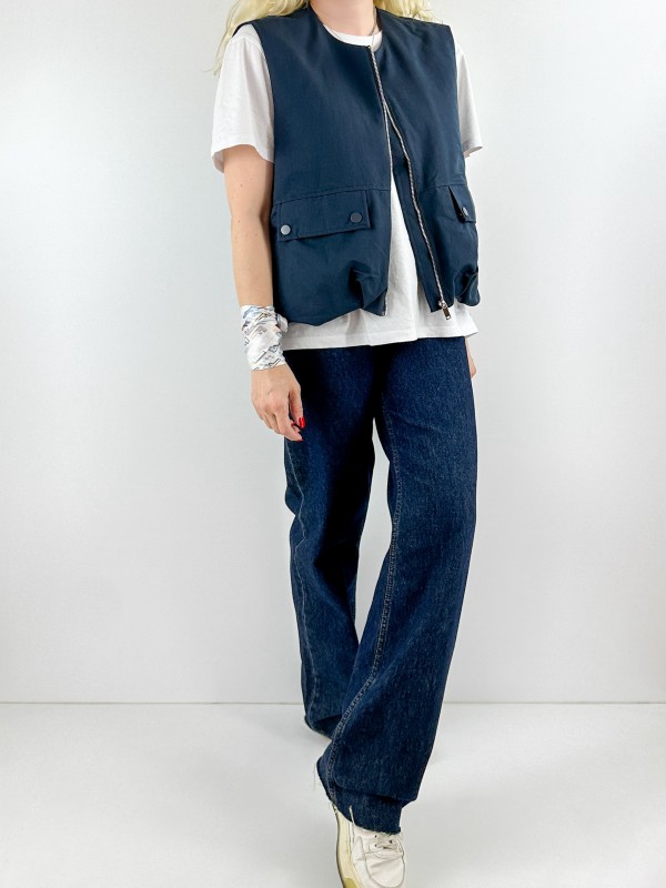 Navy relaxed model vest