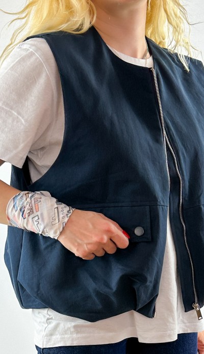 Navy relaxed model vest