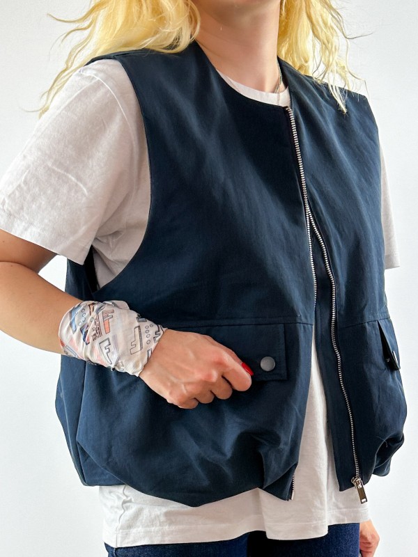 Navy relaxed model vest