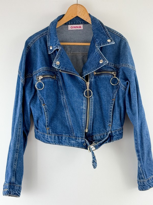 Blue belt detailed jean jacket