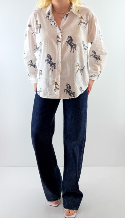 At desenli pamuklu beyaz gömlek