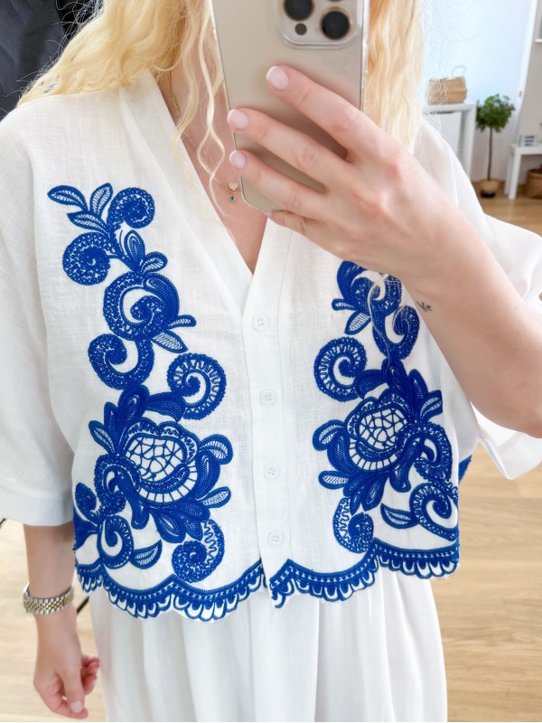 Embroidery detailed white shirt skirt set