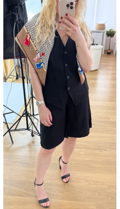 Siyah yelek şort takım