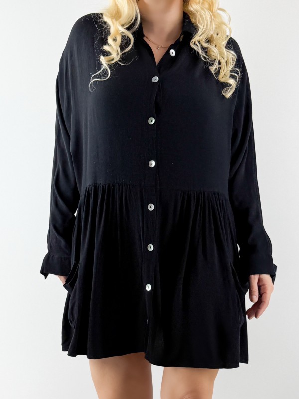 Siyah sedef düğmeli kloş elbise