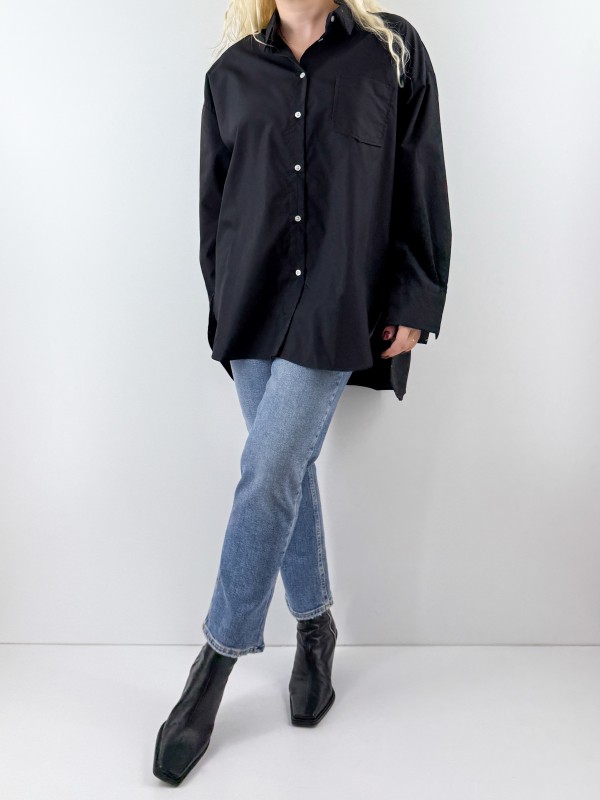 Black oversize poplin shirt