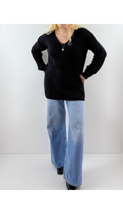 Siyah V yaka rahat kalıp tunik kazak