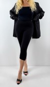 Black capri leggings