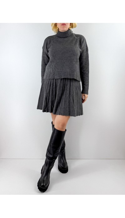 Gri balıkçı triko kazak etek takım