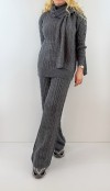 Gray three pieces knit set