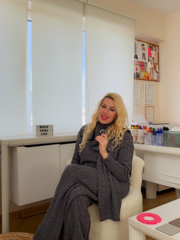 Gray three pieces knit set