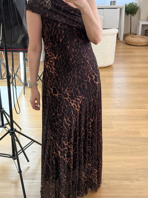 Leopar desen tek omuz maxi elbise