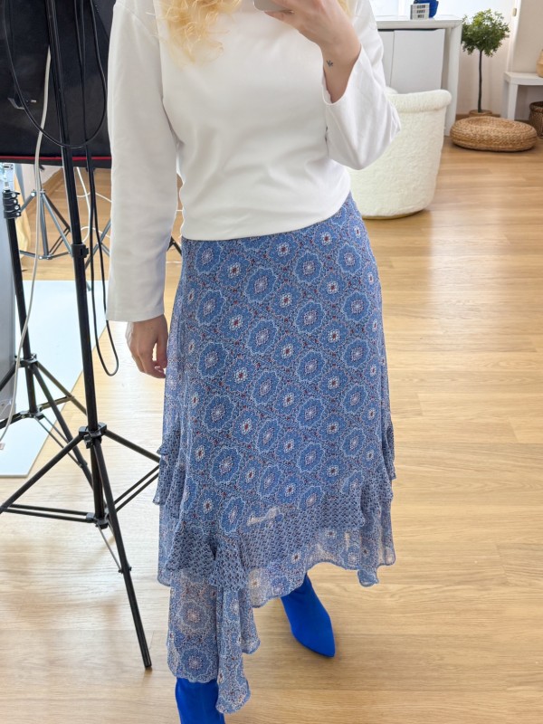 Asimetric chiffon skirt