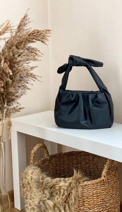 Düğüm detaylı siyah çanta