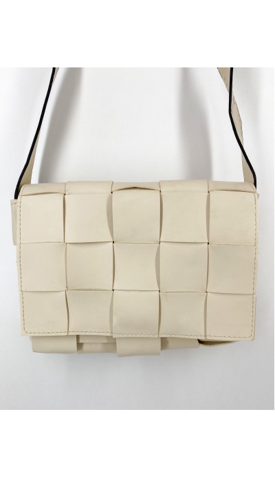 Krem rengi örgü detaylı çanta