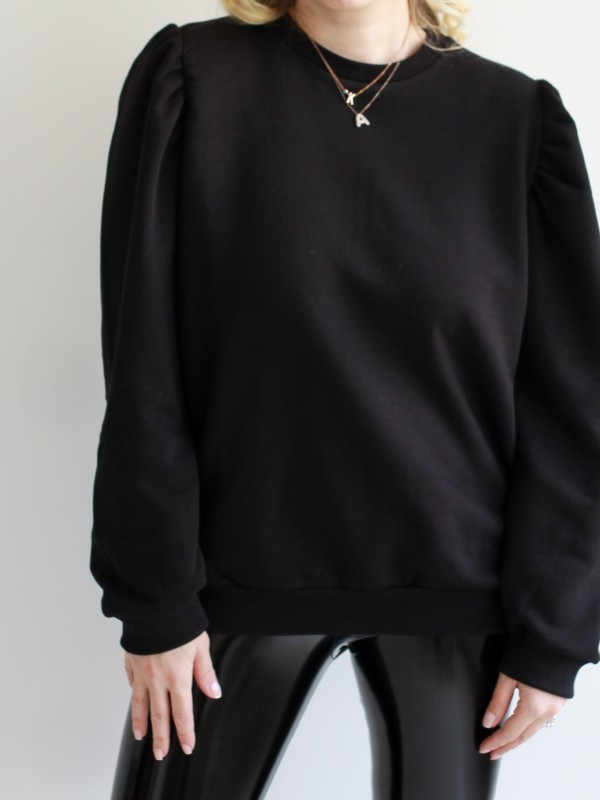 Siyah volanlı düz sweatshirt