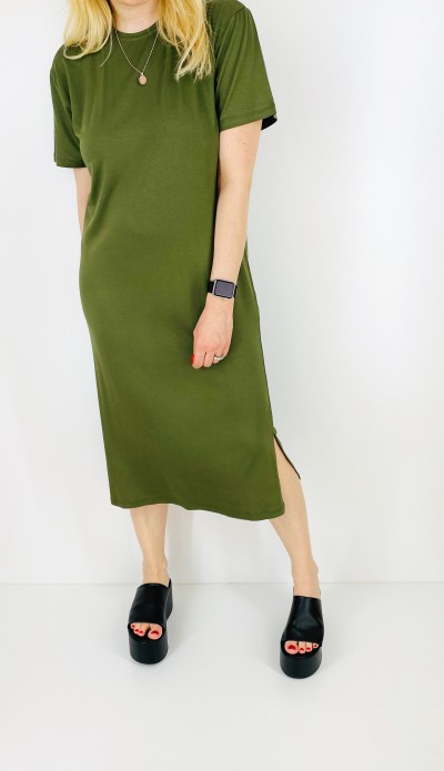 Çift taraf yırtmaçlı haki elbise