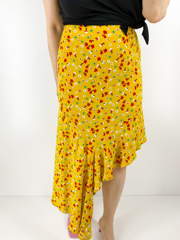 Flower printed asimetric skirt