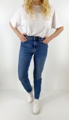 High waisted slim jeans