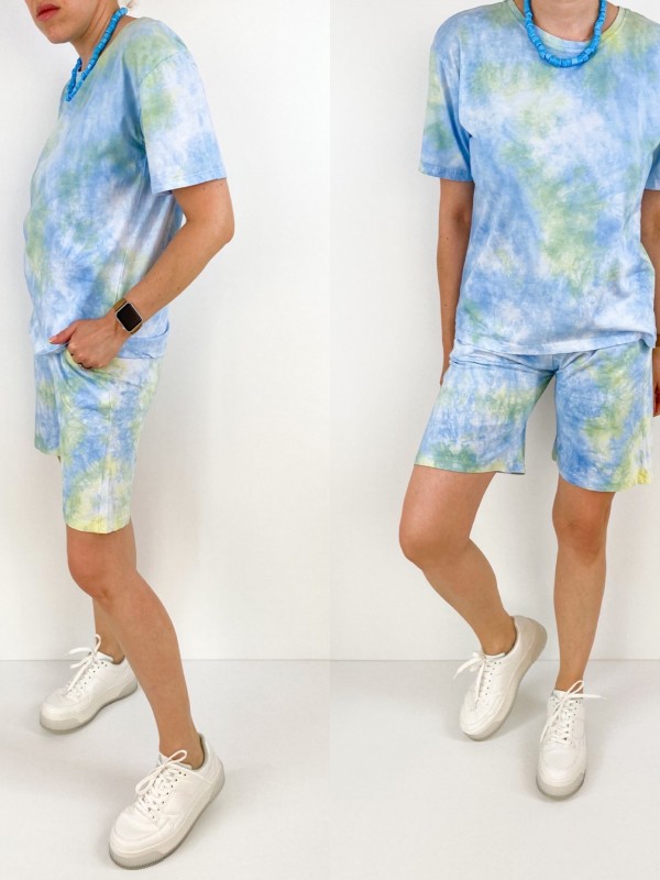 Batik desen şort t-shirt takım