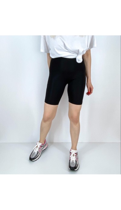Siyah kısa bisikletçi tayt
