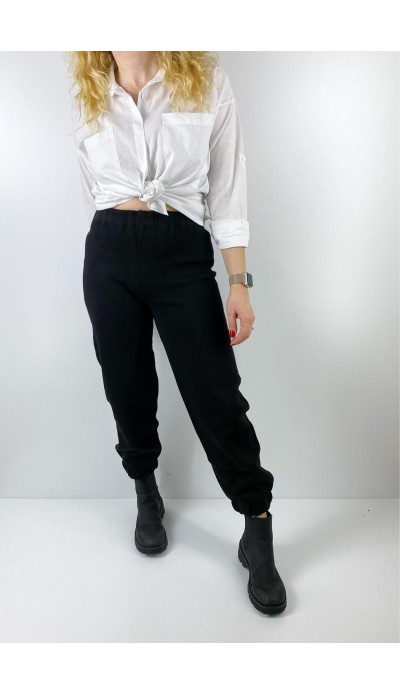 Siyah bilekten lastikli triko pantolon