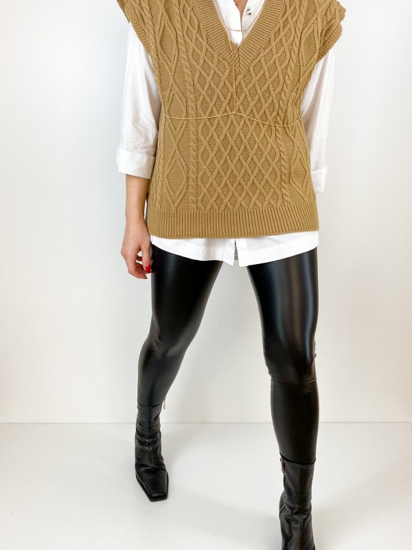 Brown knit jumper