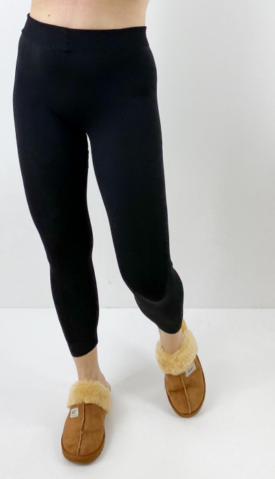 Black knit legging