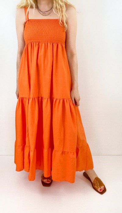 Turuncu gipeli volanlı elbise