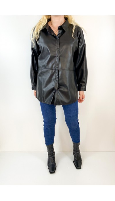 Siyah oversize deri gömlek
