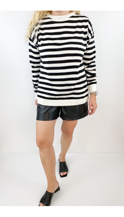 Siyah çizgili triko kazak