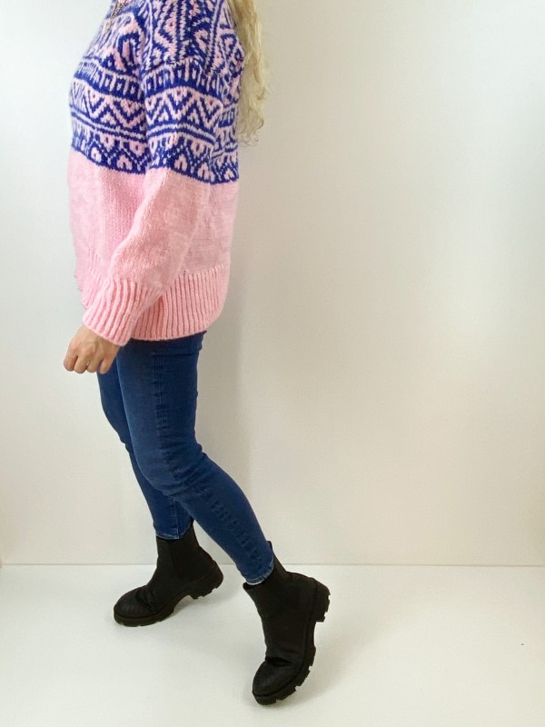 Blue ethnic printed pink pullover