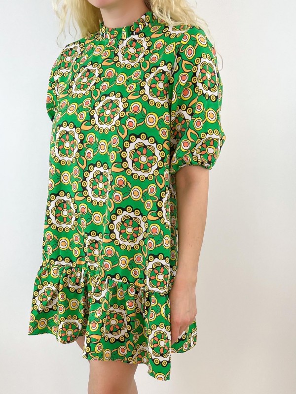 Yeşil etnik desenli kloş elbise