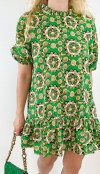 Yeşil etnik desenli kloş elbise