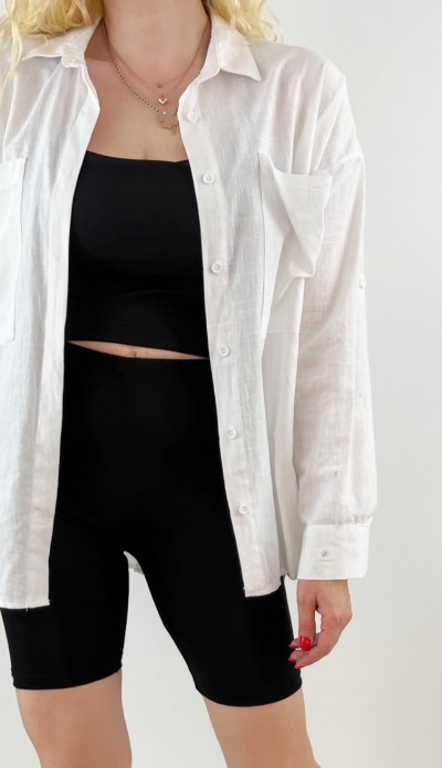 Beyaz keten gömlek
