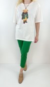 Yeşil ayıcık baskılı beyaz tişört