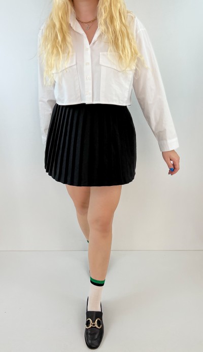 Siyah pileli mini etek